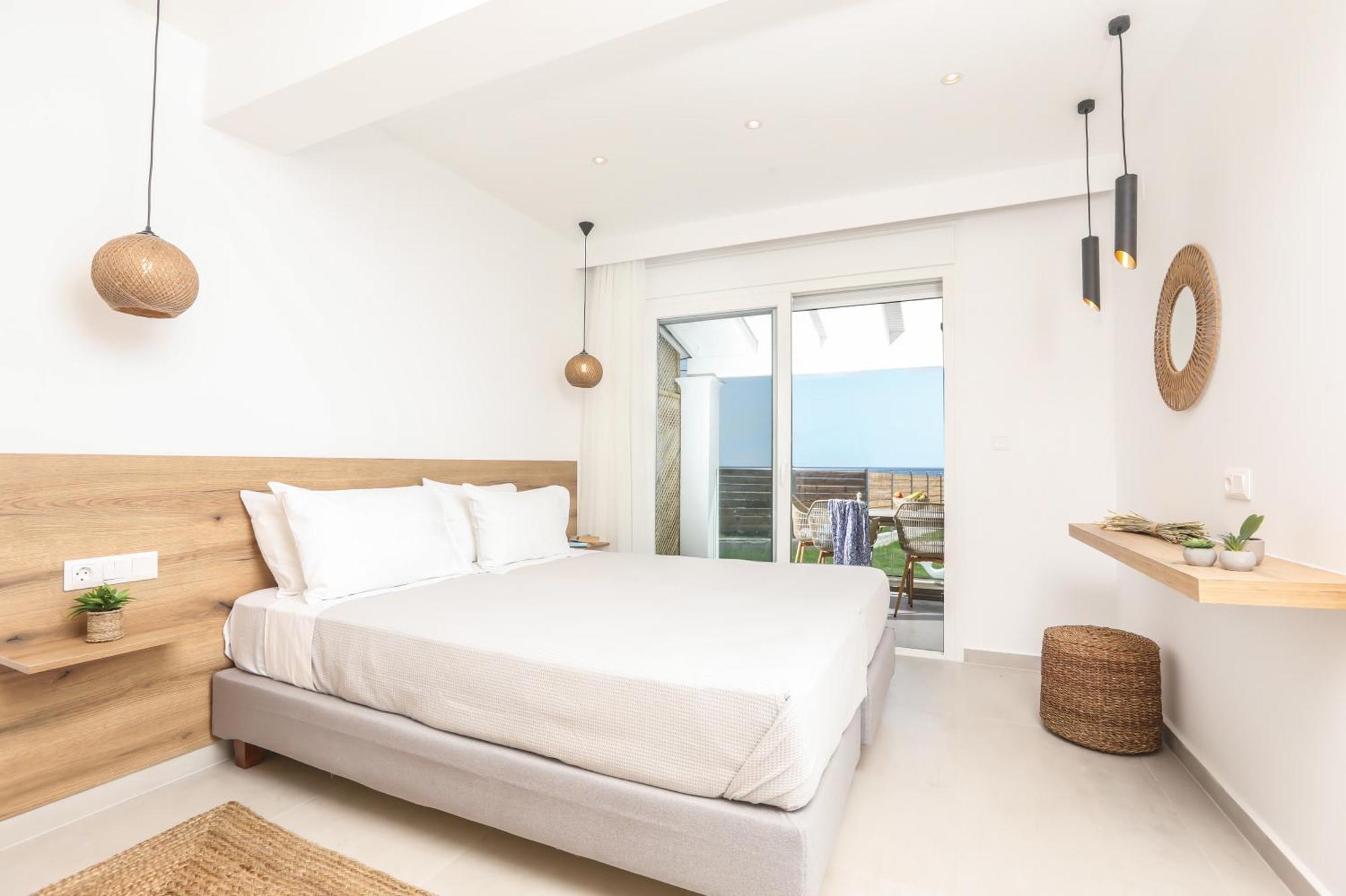Magdachris Luxury Rooms Agios Georgios Pagon Exterior photo