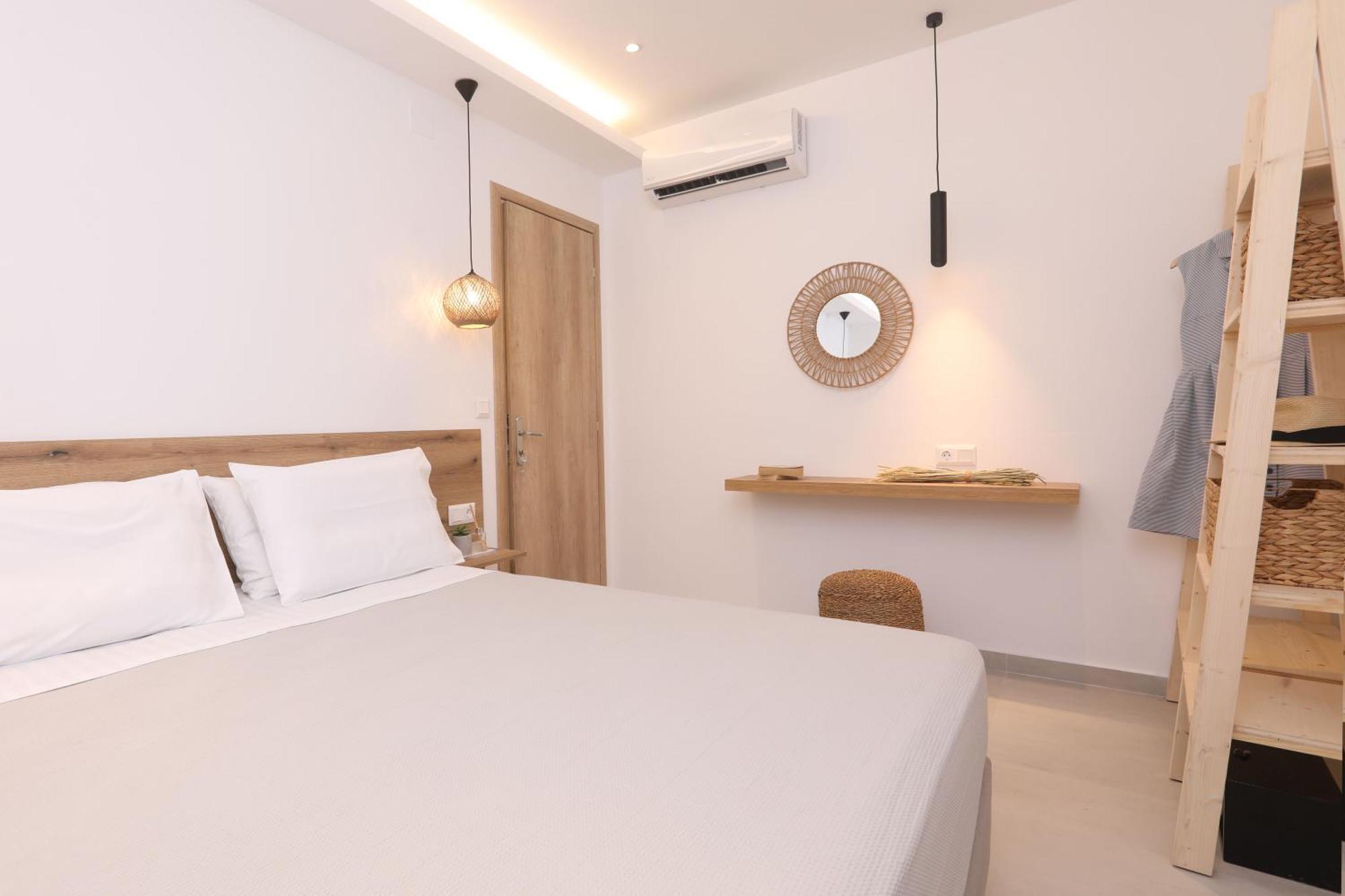 Magdachris Luxury Rooms Agios Georgios Pagon Exterior photo