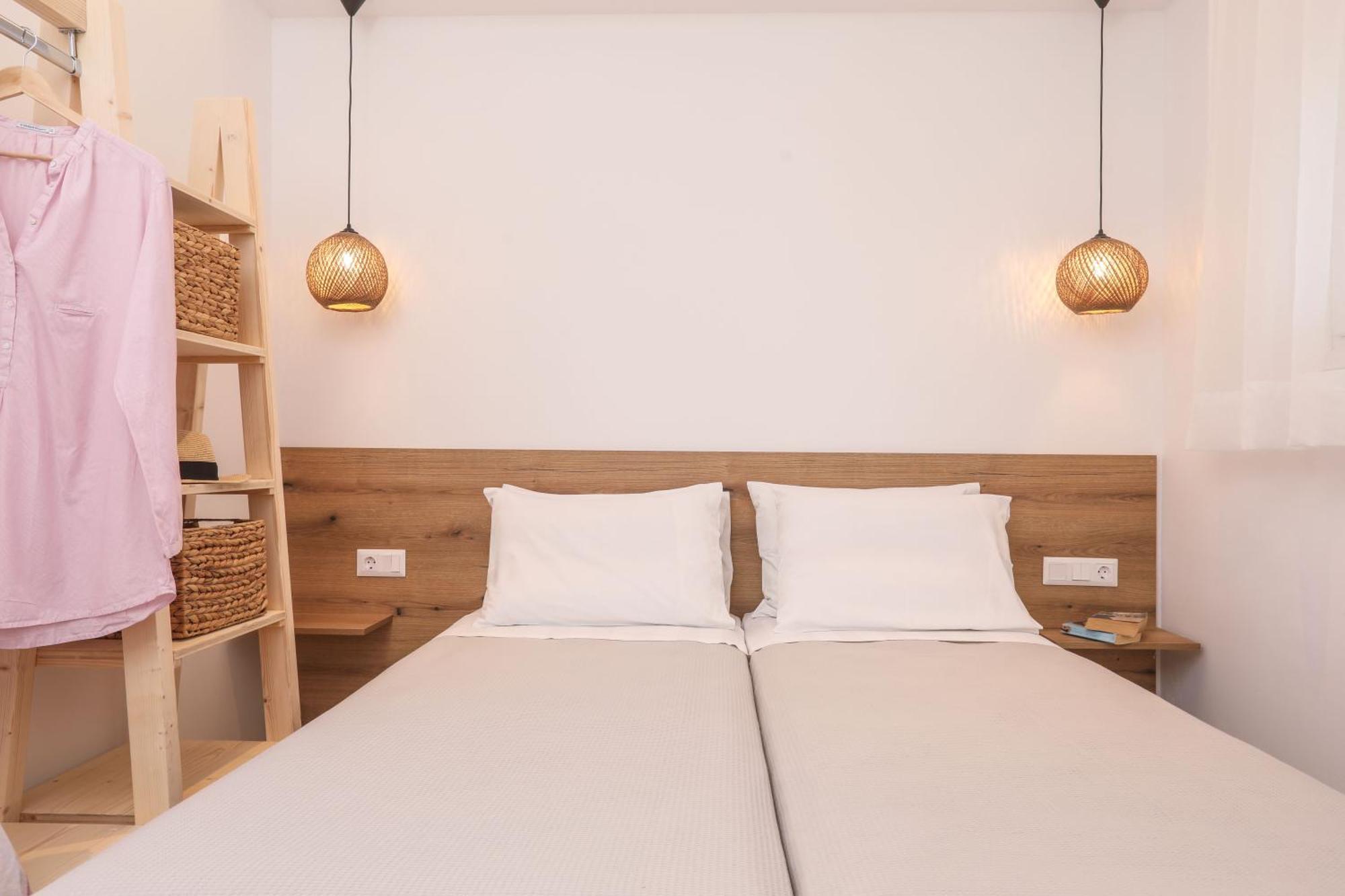 Magdachris Luxury Rooms Agios Georgios Pagon Exterior photo